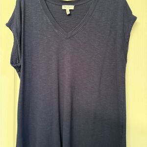 Jessica Simpson Charcoal V-Neck Tee